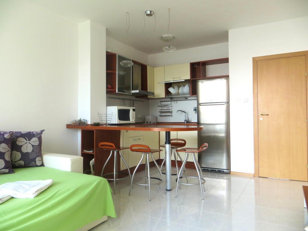 Holiday Apartment In Riviera Complex Sveti Vlas Quarto foto
