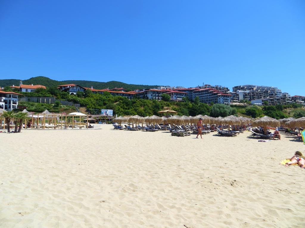 Holiday Apartment In Riviera Complex Sveti Vlas Quarto foto